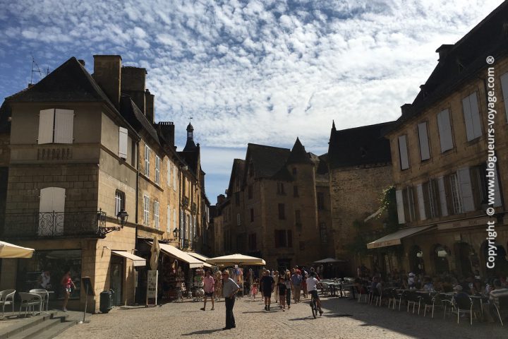 Sarlat en Dordogne da,s le Périgord Noir - Blog voyage