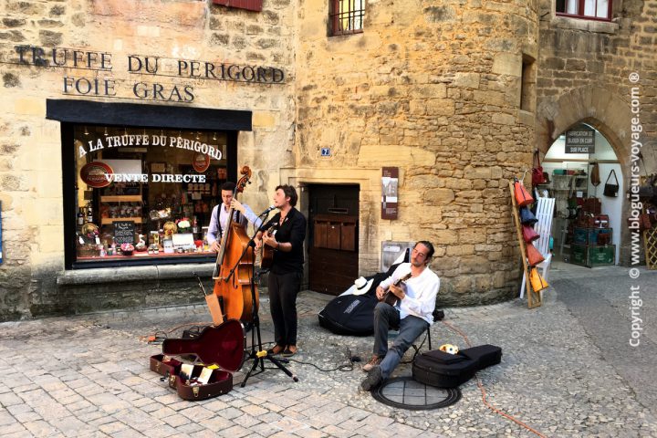 Sarlat en Dordogne da,s le Périgord Noir - Blog voyage
