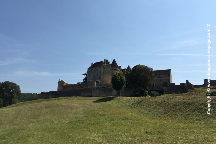 Château de Fenelon dans le Périgord en Dordogne