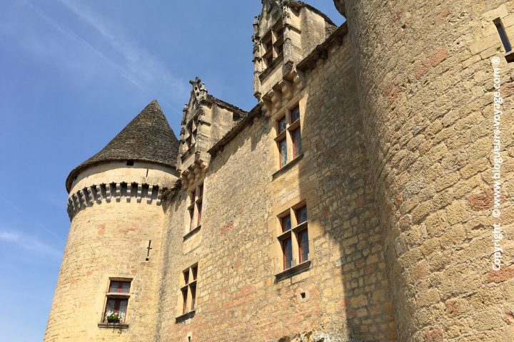 Château de Fenelon dans le Périgord en Dordogne
