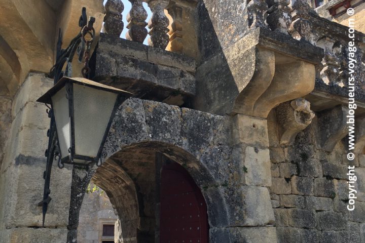 Château de Fenelon dans le Périgord en Dordogne